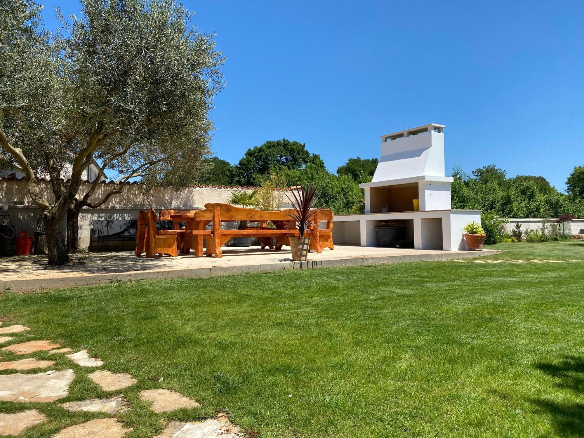 PUY Funcic Apartments 2 App מראה חיצוני תמונה