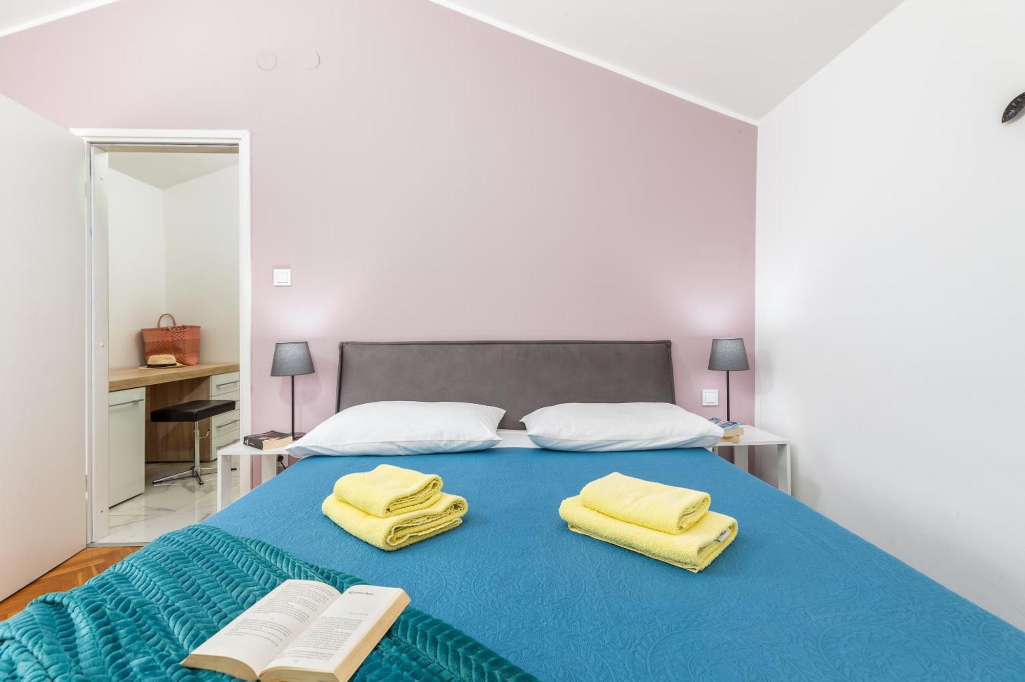 PUY Funcic Apartments 2 App מראה חיצוני תמונה